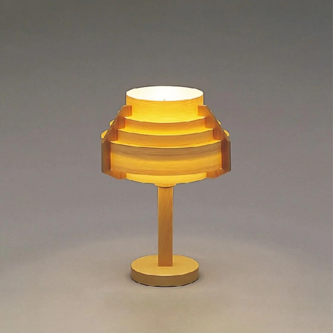 small jakobsson table lamp