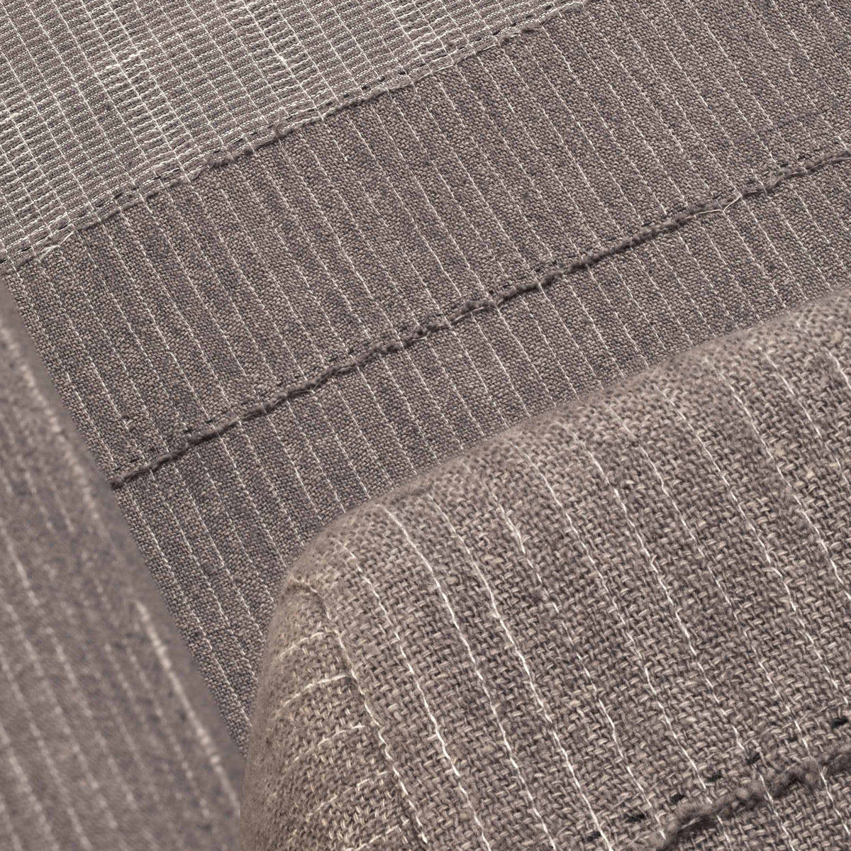 Upholstered Easy Armchair, KeSa Ragi