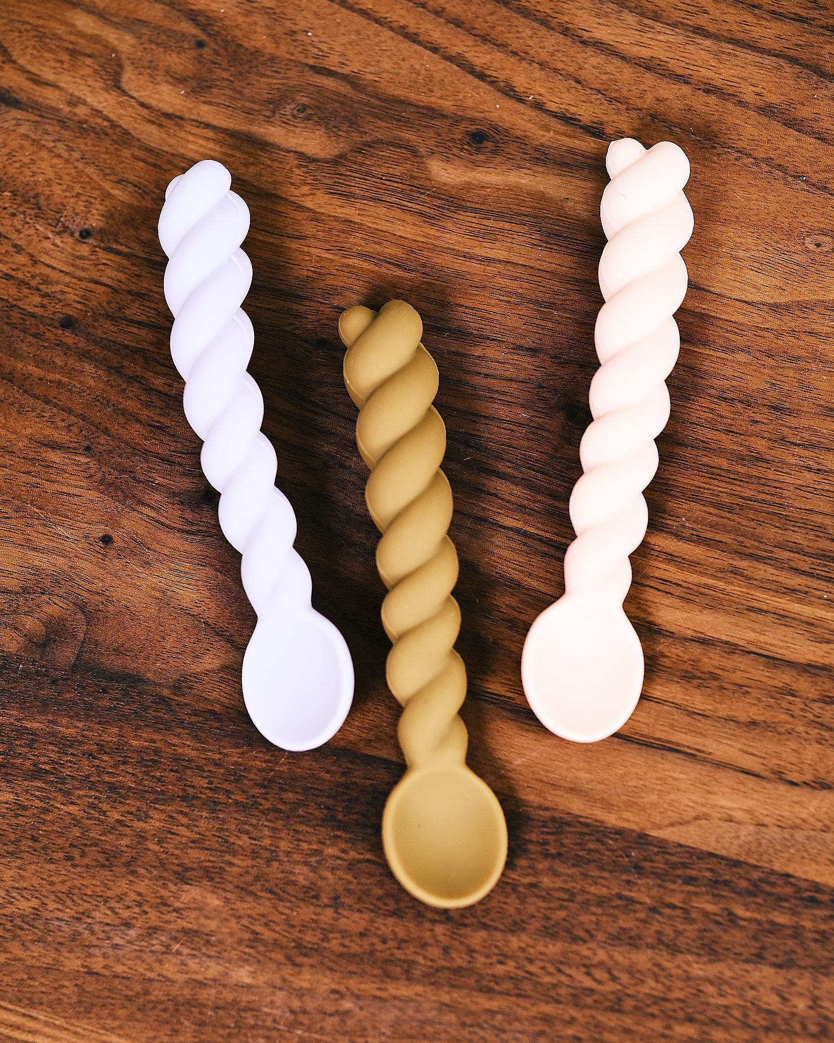 lavender and light rubber mellow spoon set
