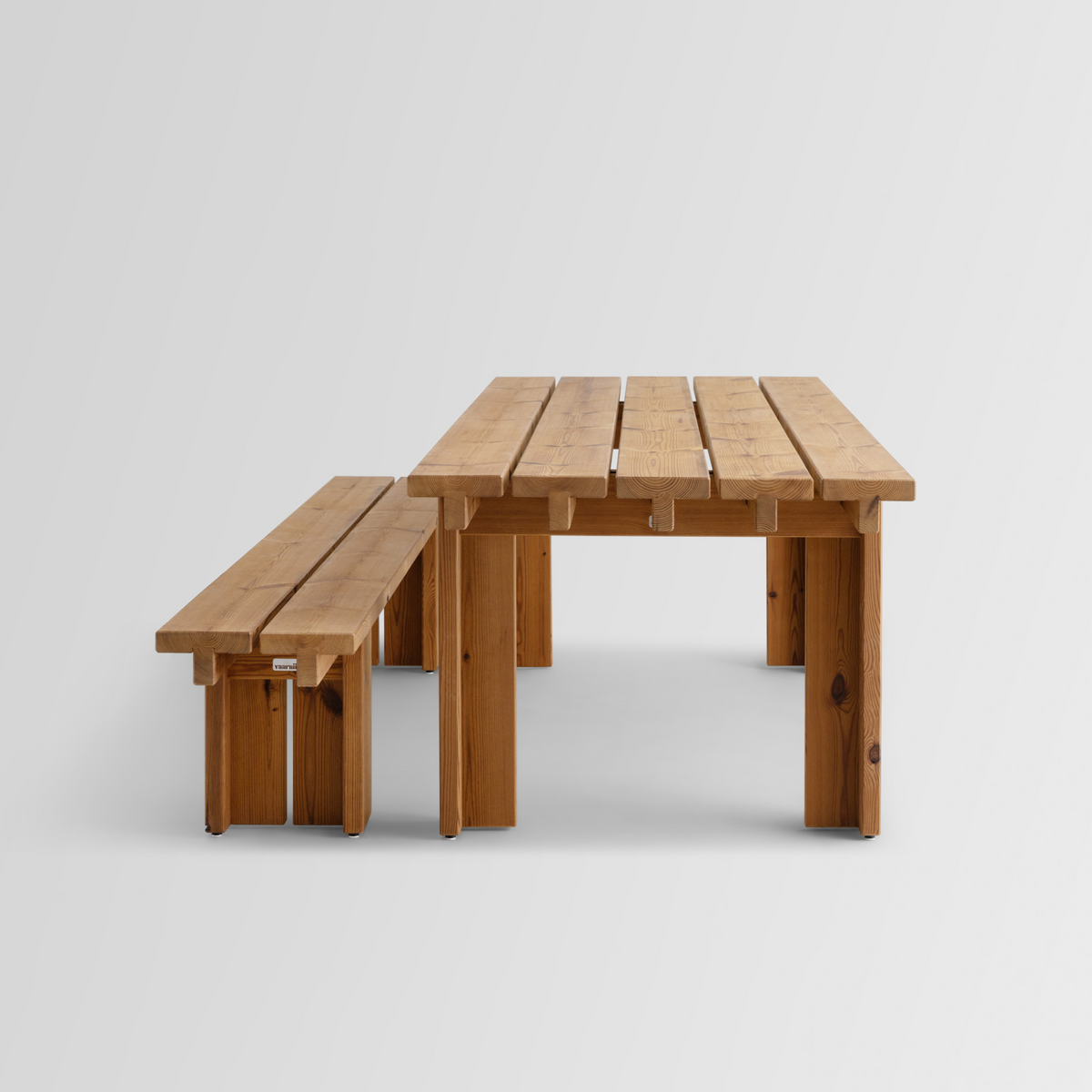 013 Osa Outdoor Bench