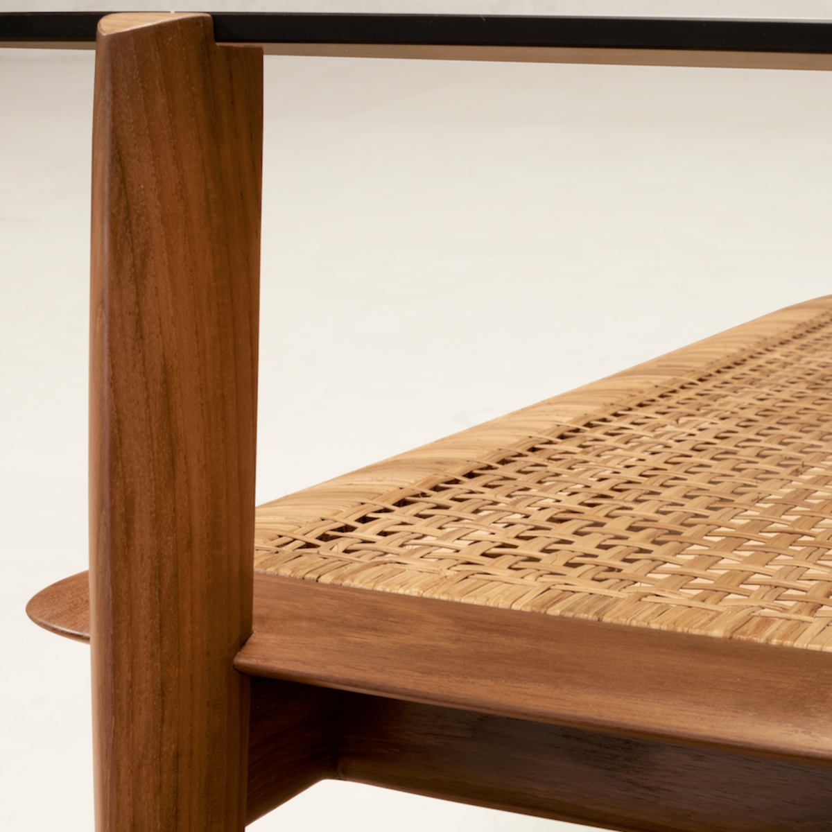 Tangāli Coffee Table