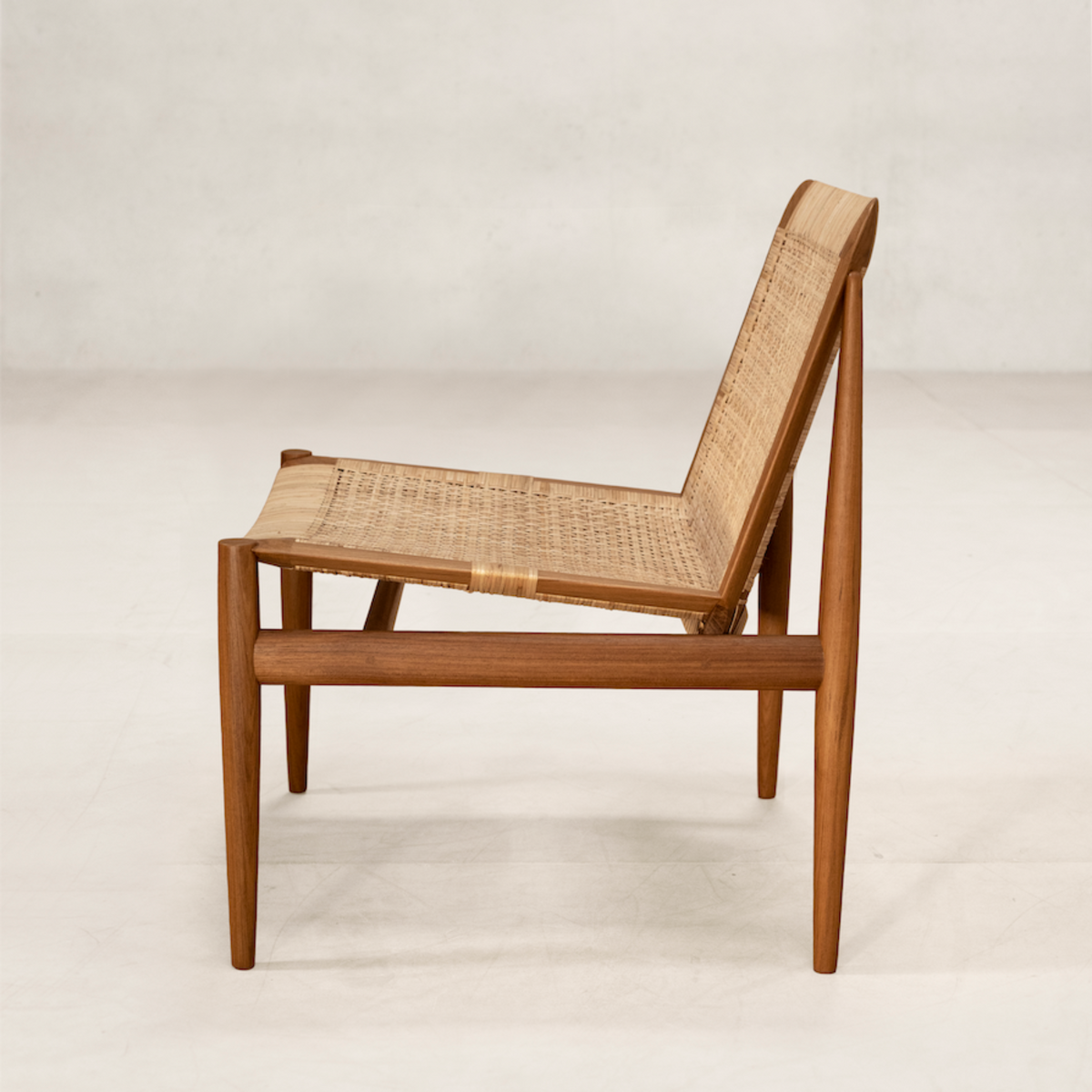 Tangāli Modular Chair (Armless)