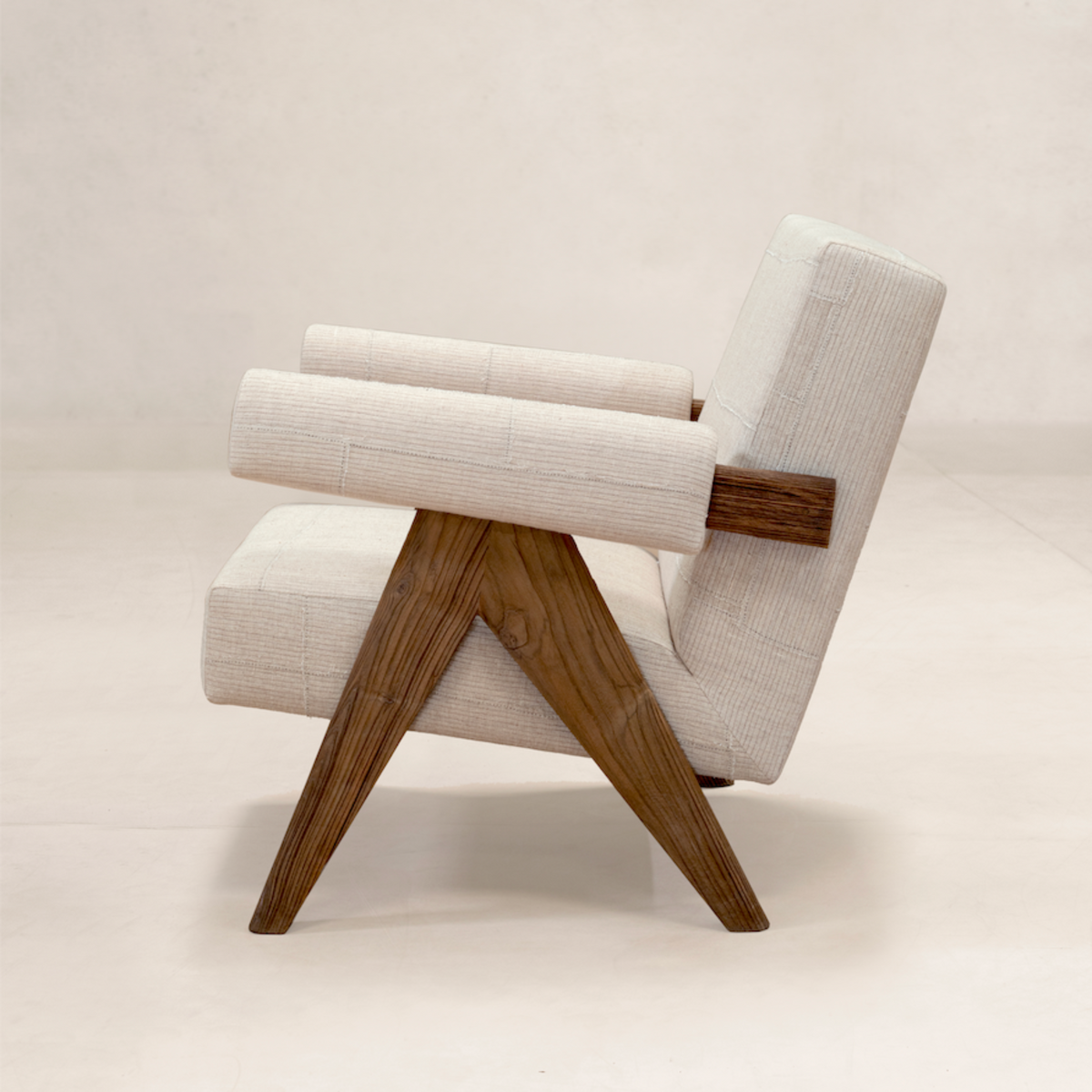 Upholstered Easy Armchair, KeSa Sand