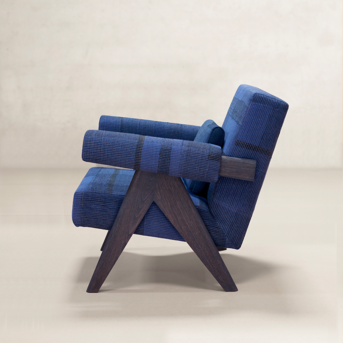 Upholstered Easy Armchair, KeSa Cobalt