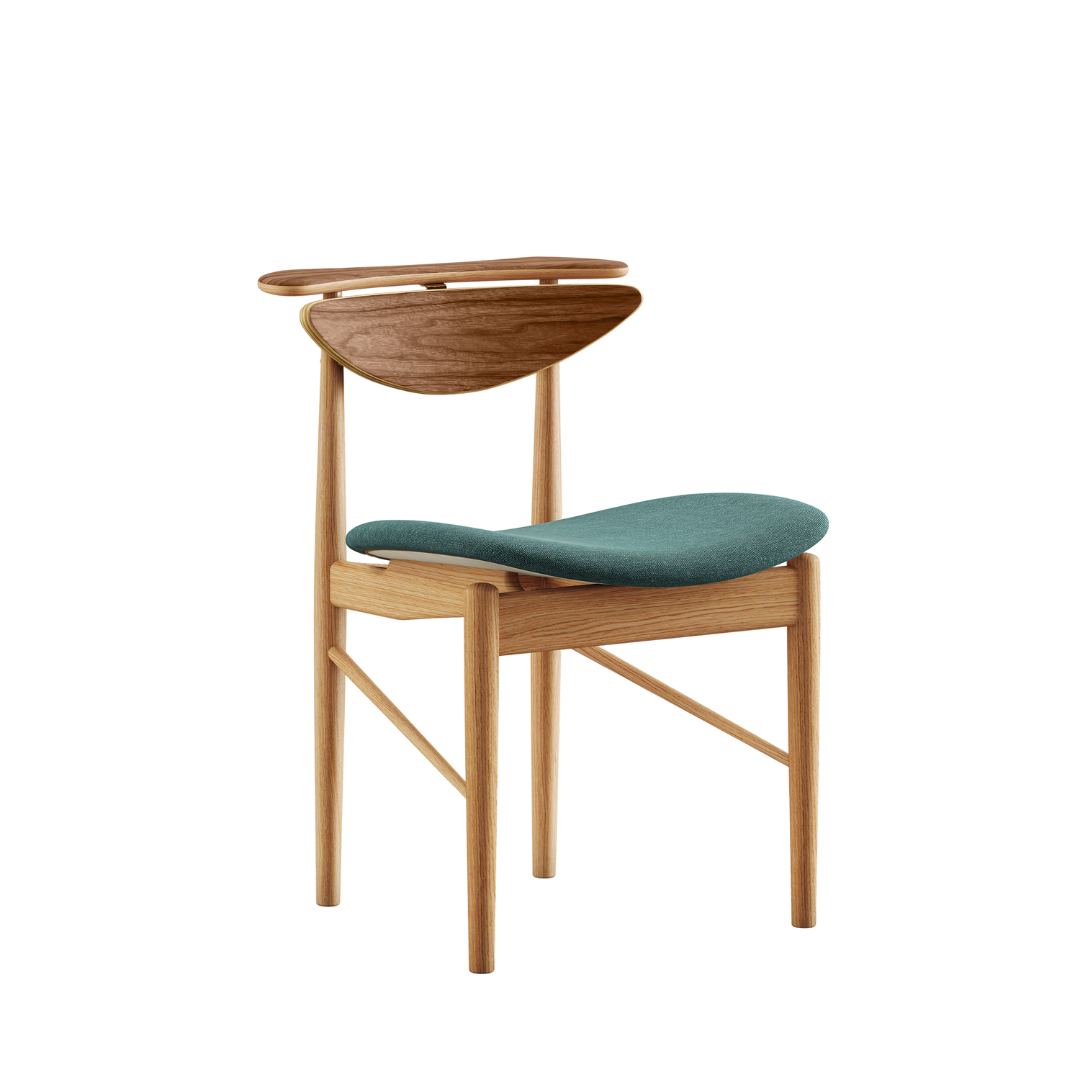 reading chair in oak dark oil and walnut