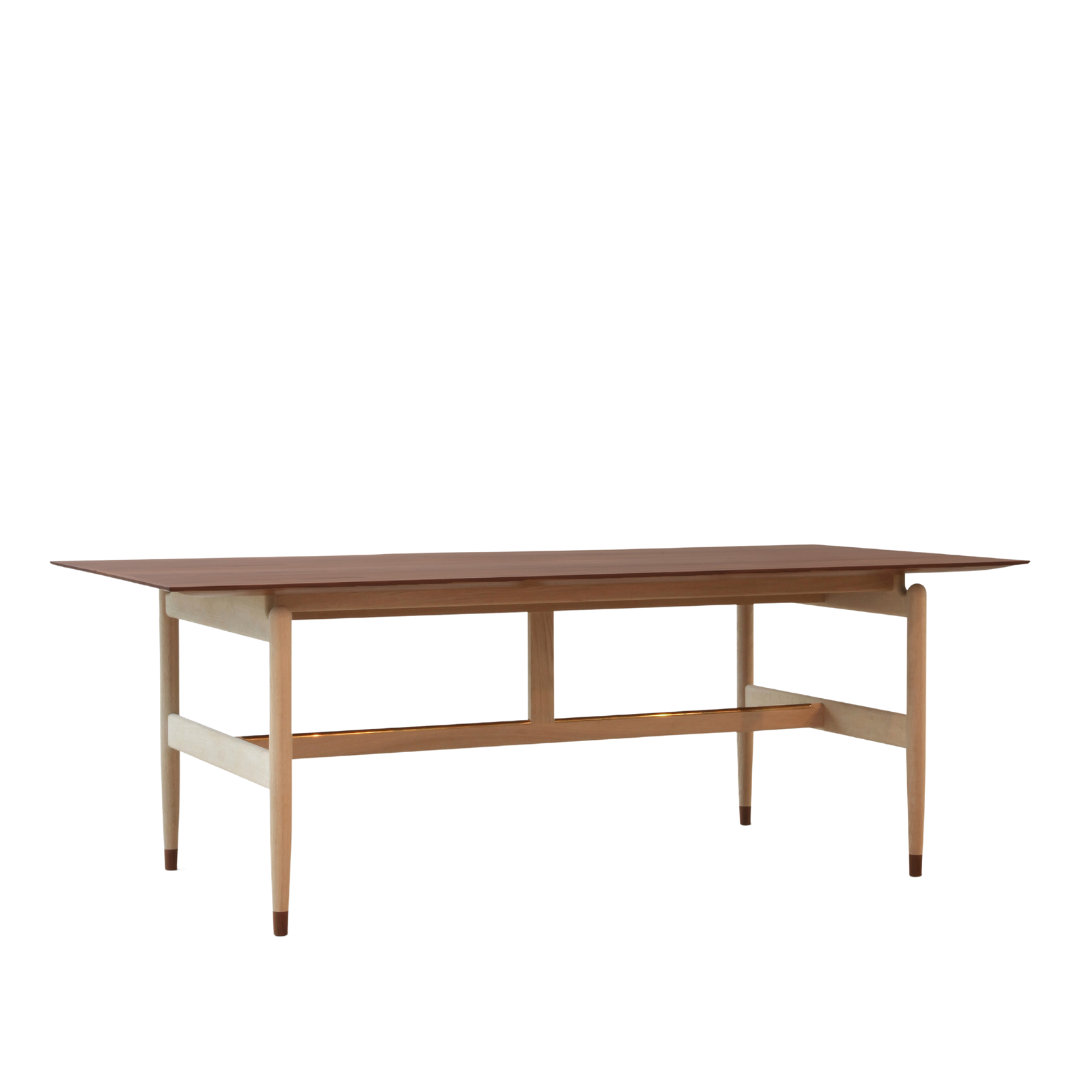 the kaufman table in oak
